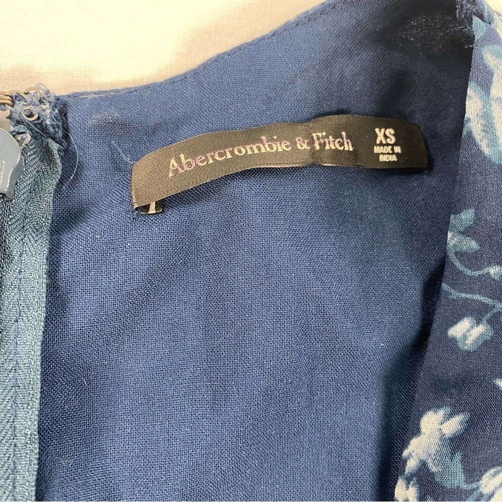 A&F Abercrombie & Fitch Women’s Blue Floral Cutout Long Sleeve Dress XS - Picture 5 of 8